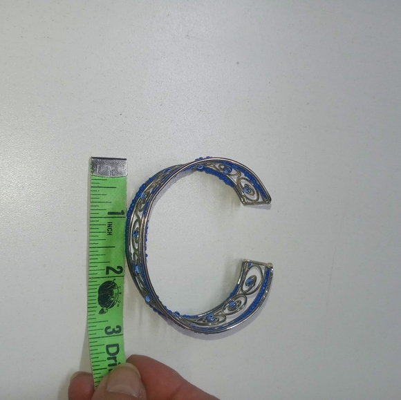 Assorted Jewelry- bracelets, necklaces, rings...11 pieces - Picture 6 of 16